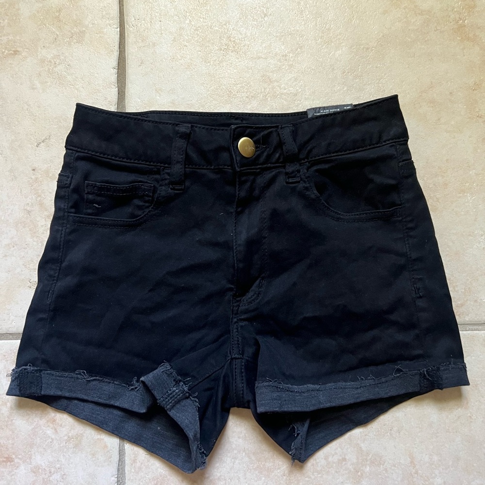 American Eagle black shorts